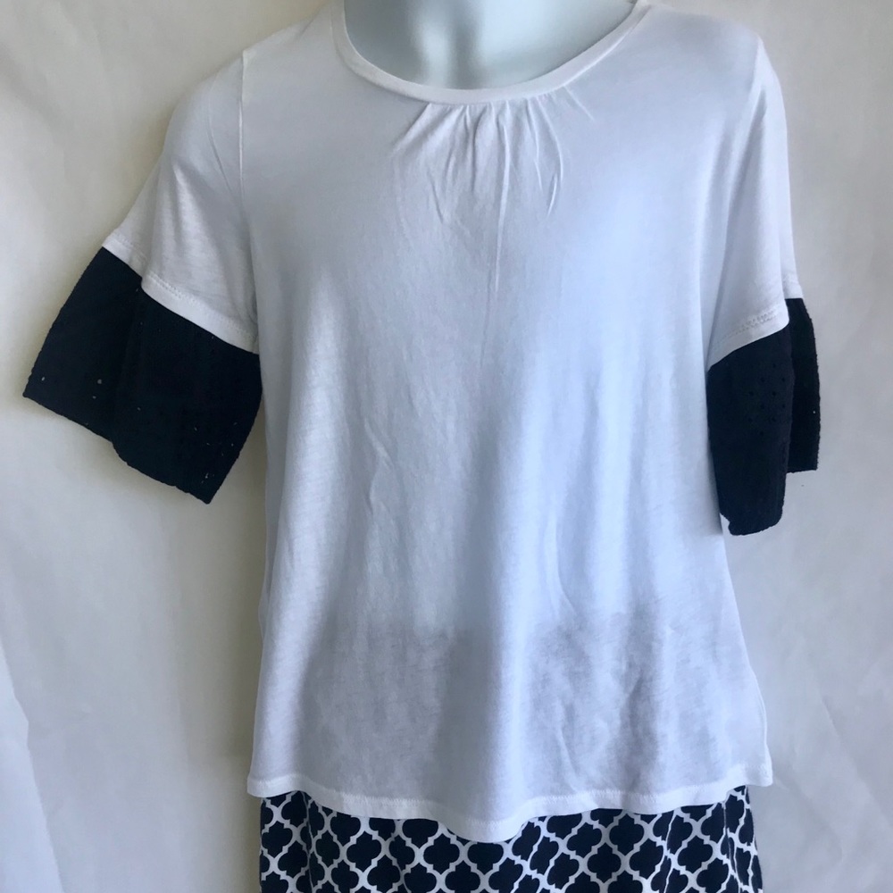 Crown & Ivy Girls 2 Piece Shirt / Skirt Size Large
